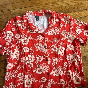 Women’s Hawaiian shirt